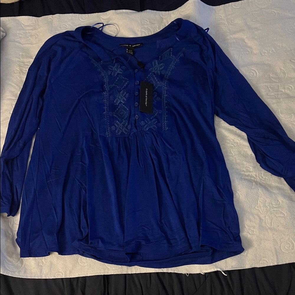 NWT Cable and Gauge Royal Blue Blouse with Embroidery